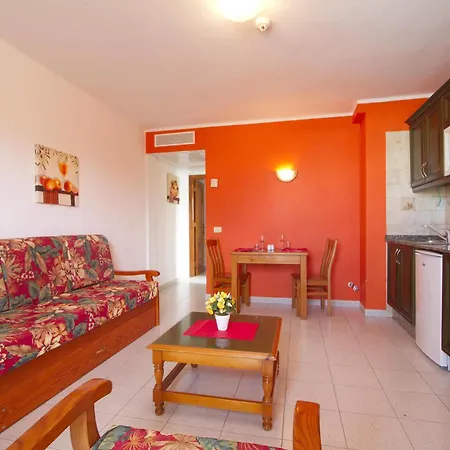 Montana Club Hotel 3*