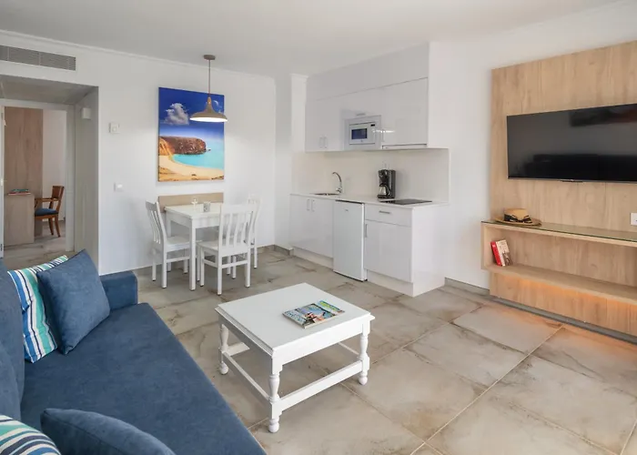 Montana Club Otel 3*