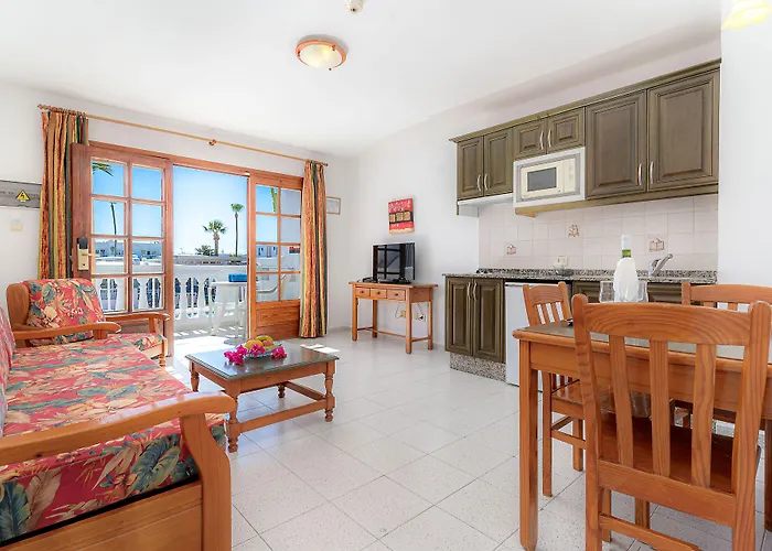 Montana Club Otel Puerto del Carmen (Lanzarote)