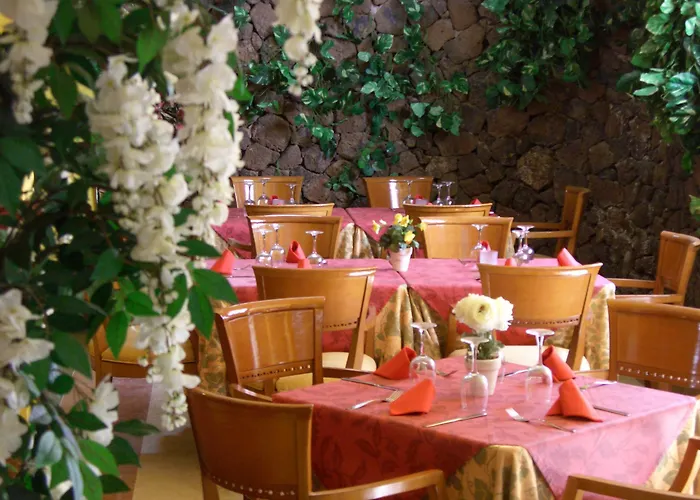 Otel Montana Club 3*